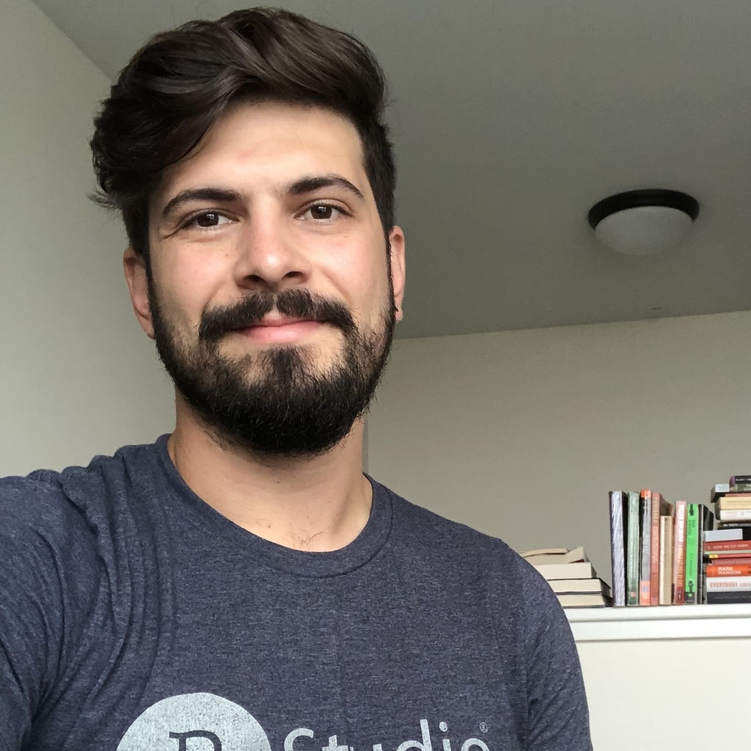 Josiah Parry headshot